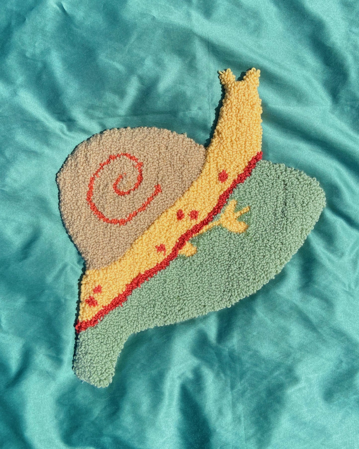 snail rug